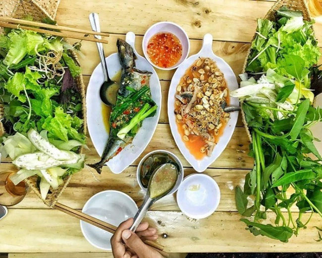 5 địa chỉ bán cá nục cuốn bánh tráng Đà Nẵng khiến dân sành ăn mê mệt