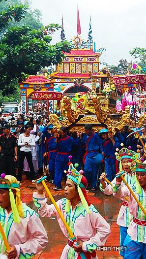 thay thim temple – traditional and attractive festival