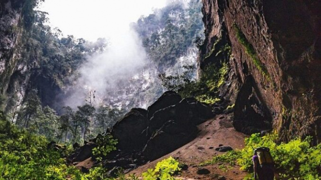 Son Doong cave tourism in Quang Binh: A journey of natural exploration