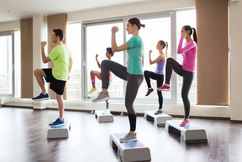 Tập gym hay tập aerobic giảm mỡ bụng nhanh hơn