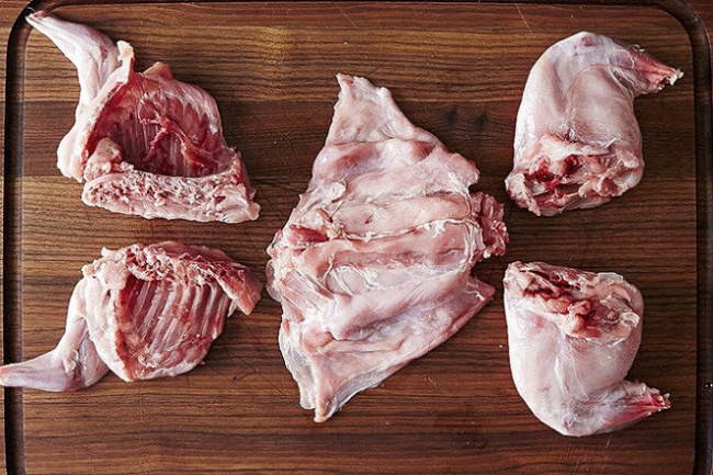 chế biến thịt thỏ xào lăn thơm ngon, bổ dưỡng cho cả gia đình với công thức đơn giản