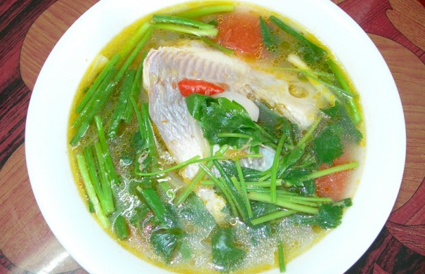 2 cách nấu canh chua cá thơm ngon, thay đổi khẩu vị cho bữa cơm gia đình