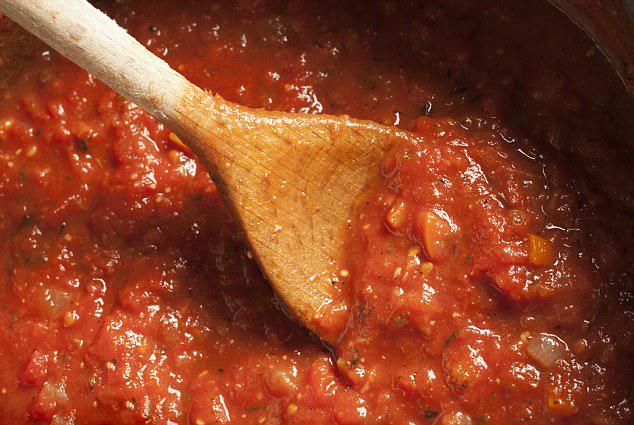 Bí quyết làm sốt cà chua đúng cách và đơn giản