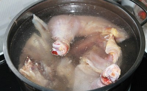 cách nấu phở gà đơn giản mà thơm ngon, chuẩn vị truyền thống