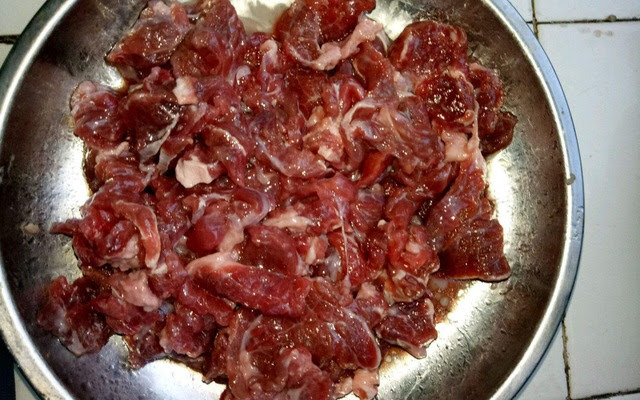 đầu bếp mỹ tiết lộ bí quyết để món thịt bò xào lúc nào cũng mềm tan, thơm ngon bất bại