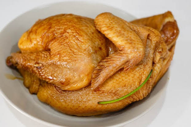 cứ nấu thịt gà theo kiểu này bữa cơm tối của cả nhà sẽ thơm ngon và hấp dẫn hơn nhiều
