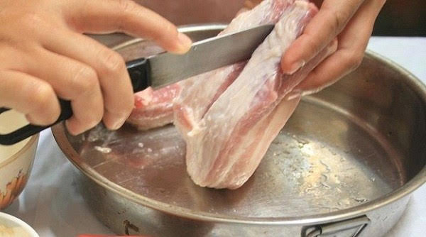 cách làm thịt heo quay giòn bì bằng chảo