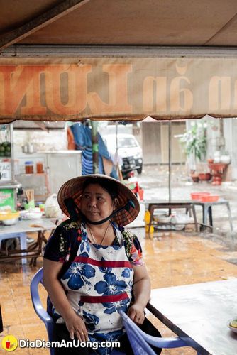 đi tìm “lunch lady” của vua đầu bếp anthony bourdain sau 13 năm nổi tiếng khắp thế giới