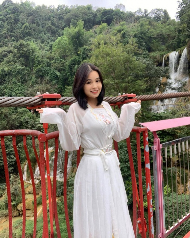 glass bridge, northwest tourism, northwest trip, vietnam check-in, the glass bridges in the northwest have a very beautiful view, bringing a strong feeling to visitors when checking in