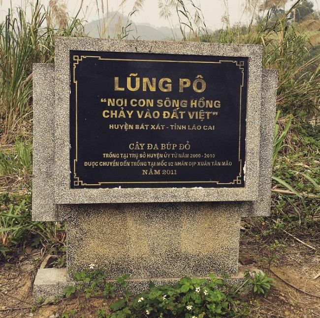 bat xat lao cai, border markers, lung po, tourist attractions in lao cai, there is a lung po lao cai with 2 sacred landmarks in the northwest 