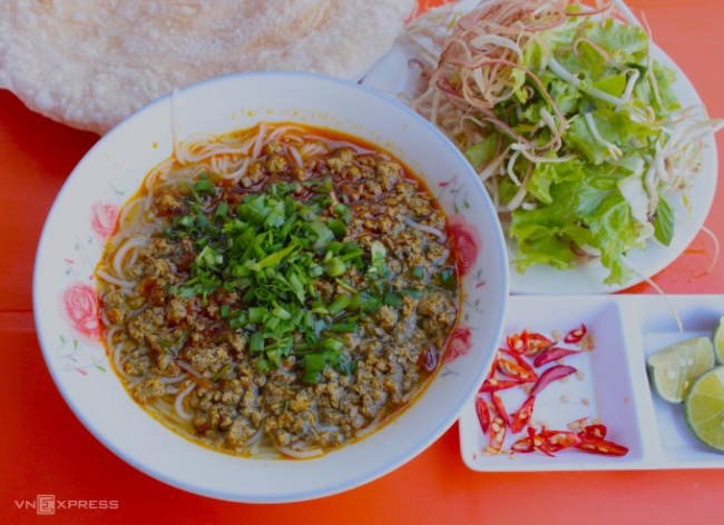 binh dinh cuisine, binh dinh tourism, quy nhon, shrimp noodles, specialties, tea dress, vermicelli, vermicelli – a specialty you should try when coming to binh dinh