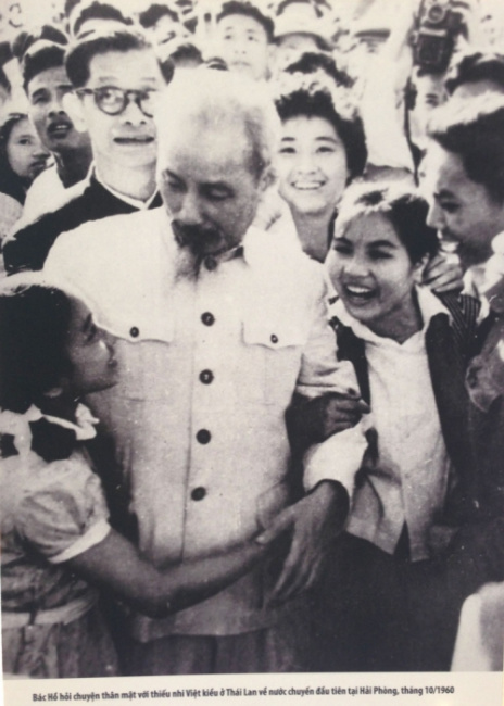 8 Bài dự thi kể chuyện về tấm gương đạo đức Hồ Chí Minh hay nhất