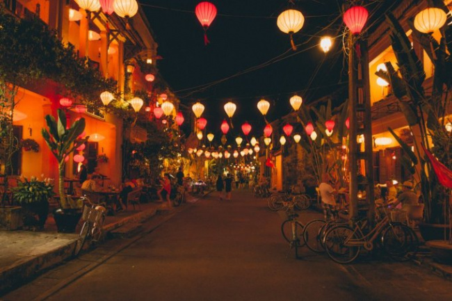 hanoi, ho chi minh city, hoi an, vietnam, 10 must-visit places in vietnam from the perspective of thai bloggers