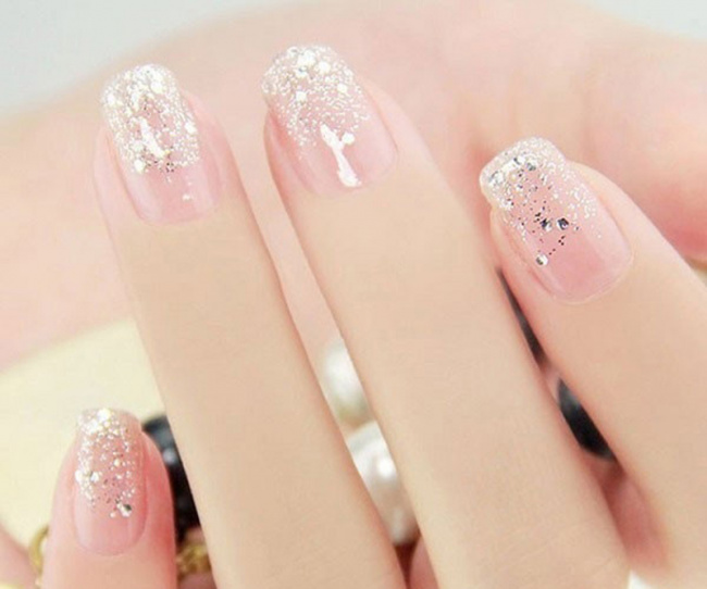 nail đẹp, sơn gel lạnh là gì? loại nào tốt? có bền không?