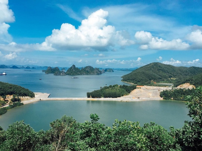 destinations in quang ninh, dragon eye island quang ninh, island tourism, minh chau island quang ninh, ngoc vung island quang ninh, quan lan island, check in immediately the islands in quang ninh possessing the impressive beauty of ‘thousands of people’
