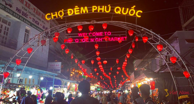 Chợ Đêm Phú Quốc | Kinh nghiệm ăn chơi & mua sắm A – Z (2022)