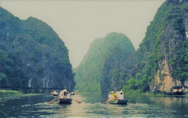 Điểm danh top 4 địa điểm du lịch đẹp và HOT nhất ở Việt Nam