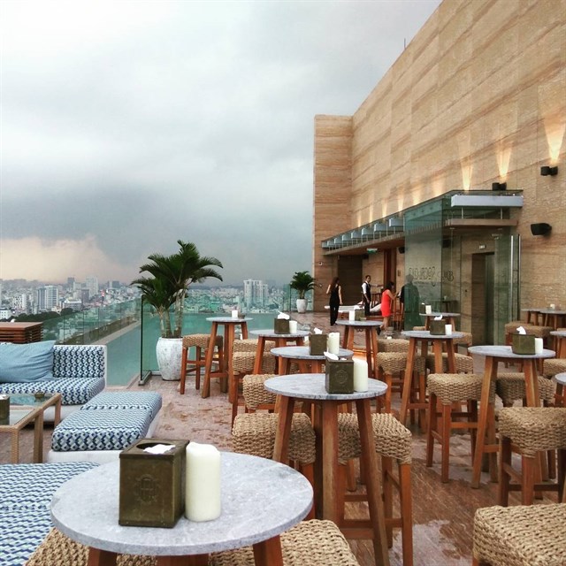 Phát hiện 5 quán cafe có view siêu đẹp ở Sài Gòn - ALONGWALKER