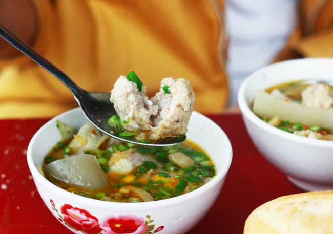 Nhật kí 1 ngày càn quét “ty tỷ” món ăn ngon ở Đà Lạt chỉ với 150k