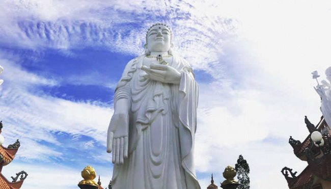 chùa phước thành an giang- ngôi chùa kỷ lục việt nam với quần thể tượng phật lớn nhất việt nam