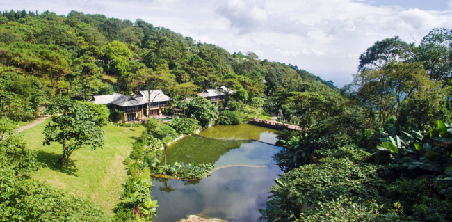 ba vi tourism, finity pool, luxury resort, northern resort, pu luong tourism, resort, resort suggestions, resort with swimming pool, summer vacation, travel to sapain, three resorts with infinity pools in the middle of the forest