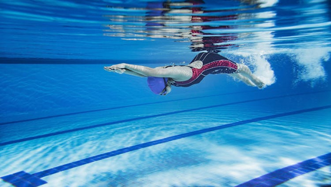 Cách thở khi bơi và những rắc rối bạn dễ gặp phải