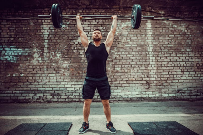 weightlifting mang đến thân hình săn chắc tự  tin