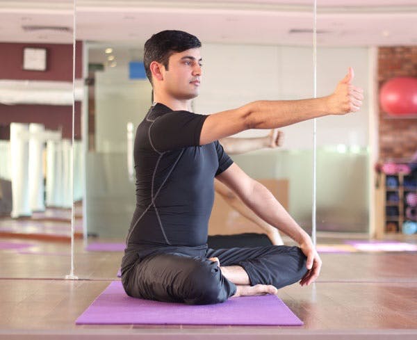 những bài tập yoga cho đôi mắt đơn giản giúp cải thiện thị lực
