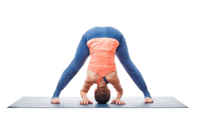 10 bài tập yoga buổi tối tốt cho sức khỏe