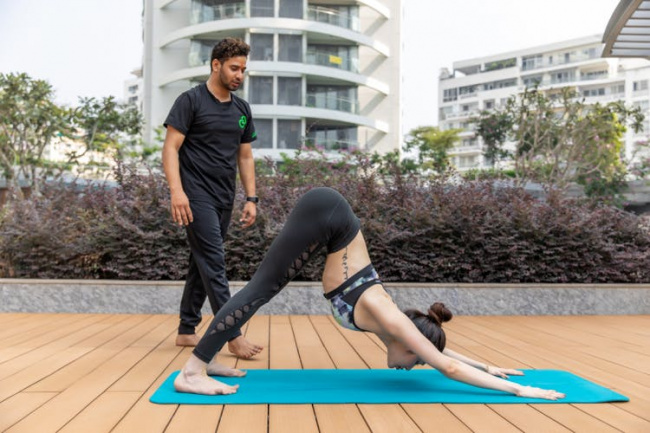 bài tập yoga cơ bản tại nhà dành cho người mới bắt đầu