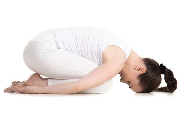 tổng hợp động tác yoga giúp giảm đau bụng kinh nhanh chóng
