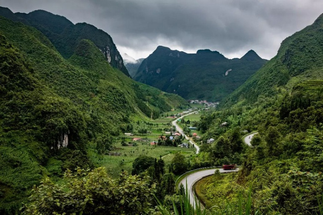 northwest tourism, northwest trip, vietnam check-in, go all the way around the highlands in the northwest to see how beautiful vietnam is