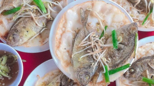 Discover the cuisine of Chuon market in Hue, which is rustic but delicious 