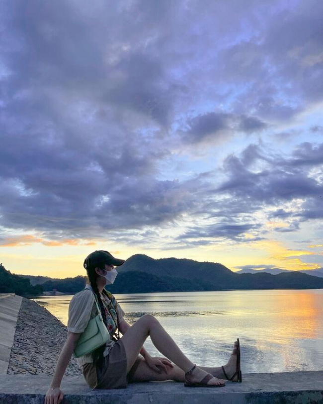 beautiful lake, binh thuan tourist destination, song quao lake, the lake and river quao binh thuan, fall in love with the beauty of quao river lake in binh thuan