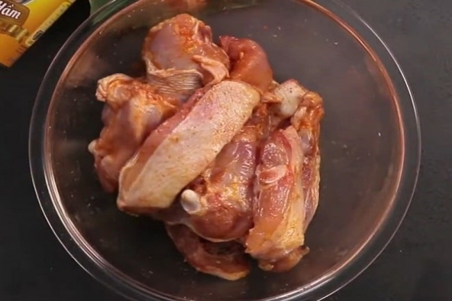 3 cách nấu lẩu gà nấm ngon, bổ dưỡng cả nhà thích mê