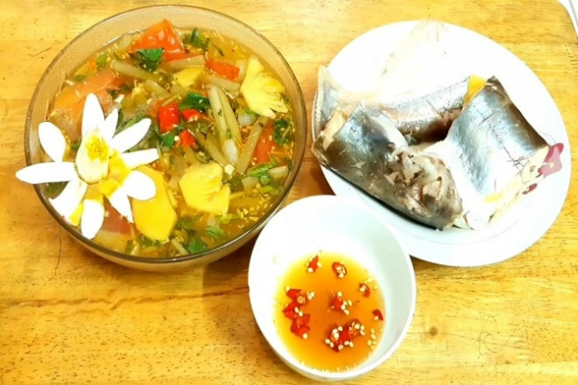 3 cách nấu canh chua cá hú thơm ngon chuẩn vị mà không bị tanh