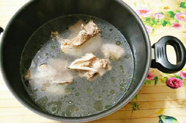 cách nấu súp cua gà đơn giản mà thơm ngon cho người mới bắt đầu