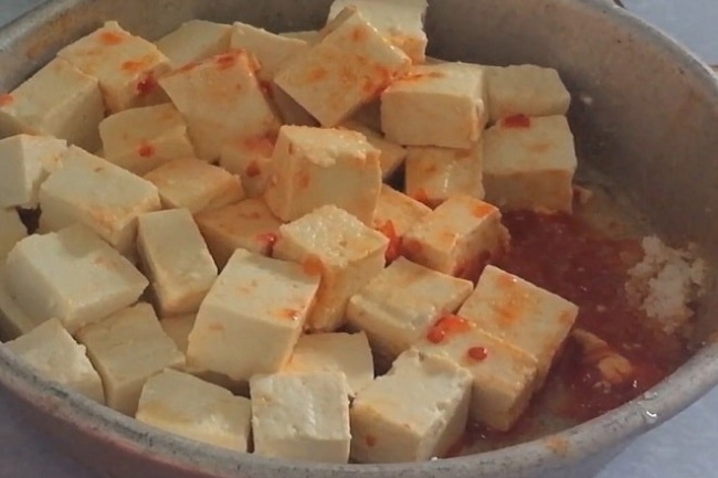 cách nấu lẩu dê chay đơn giản từ đậu hũ, nấm và măng chua