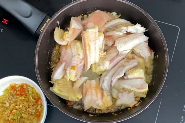 cách nấu bún cá châu đốc ngon chuẩn vị với cá lóc đồng