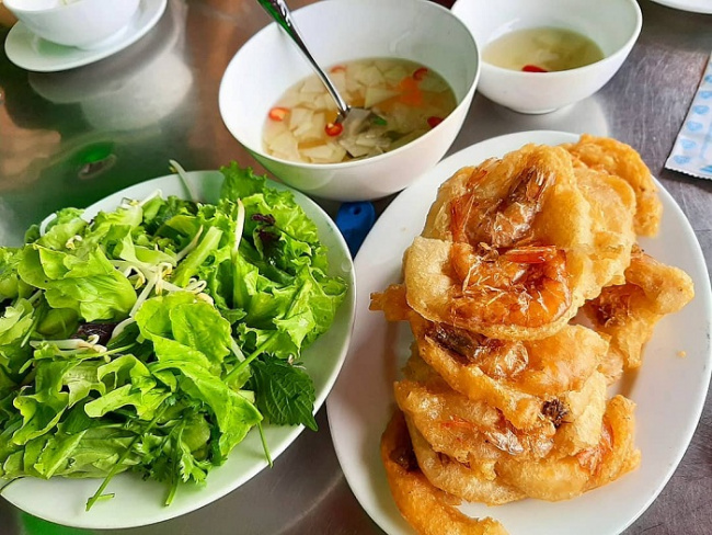 “Không ngon không tính tiền” với các quán bánh tôm nổi tiếng ở Hà Nội