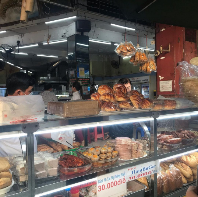 4 tiệm bánh mì ngon ‘nức tiếng’ sài gòn, có nơi hơn 80 năm tuổi
