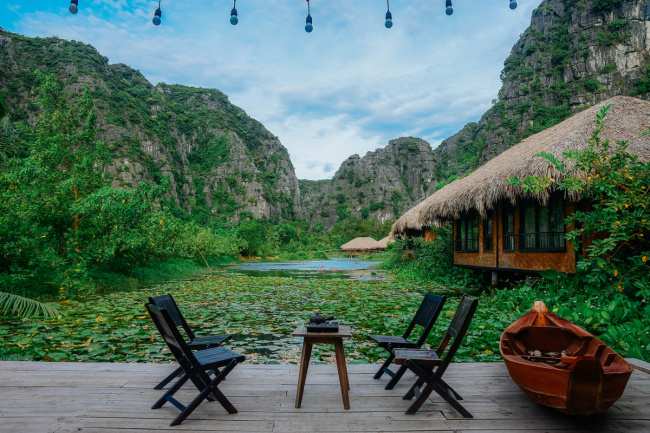 beautiful resorts and hotels in vietnam, homestay ninh binh, ninh binh, ninh binh lotus, ninh binh lotus season, ninh binh resort, ninh binh tourism, homestays watching the lotus season in ninh binh
