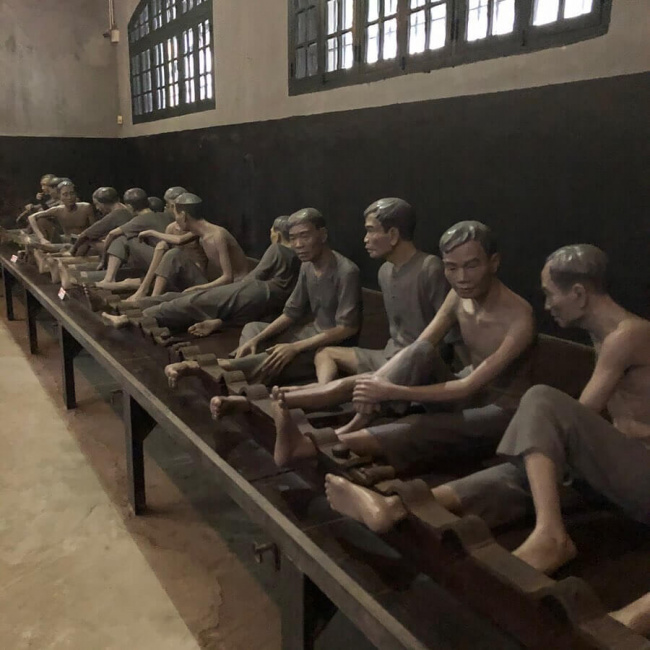 hà nội, miền bắc, khám phá nhà tù hỏa lò: nơi khắc dấu tích lịch sử giữa lòng hà nội