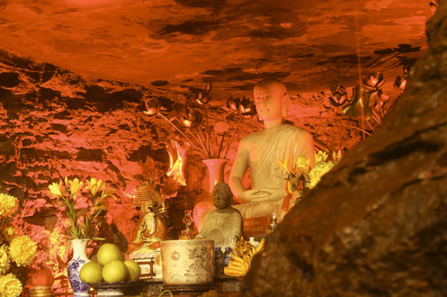 du lịch việt nam, khám phá 5 ngôi chùa hang ấn tượng ở nước ta