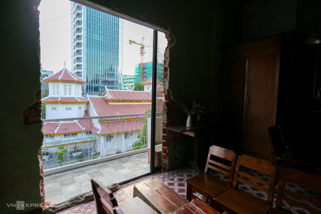 a beautiful cafe, da nang coffee shop, da nang tourism, danang, coffee shop in da nang on us website