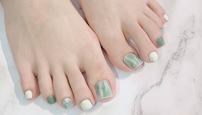 Top 8 sơn móng chân màu xanh lá cây siêu đẹp cho mọi phong cách ...