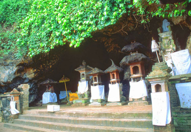 7 ngôi đền linh thiêng nổi tiếng nhất ở bali