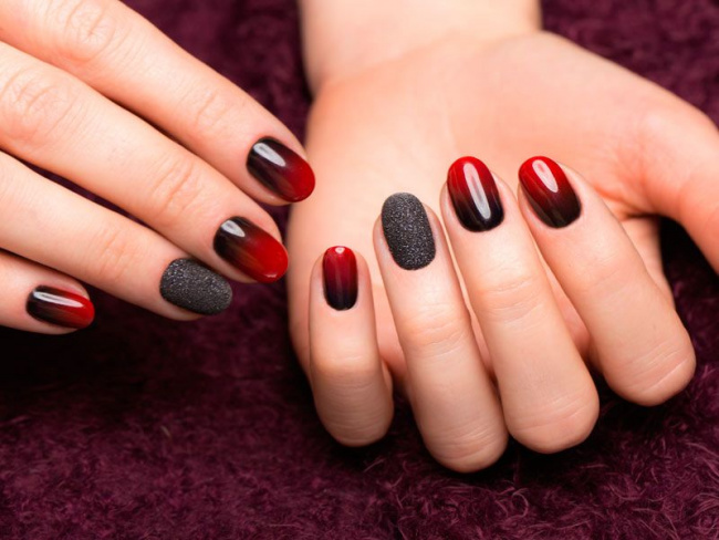 nail đẹp, 30+ mẫu nail màu đen sang chảnh, huyền bí nhất