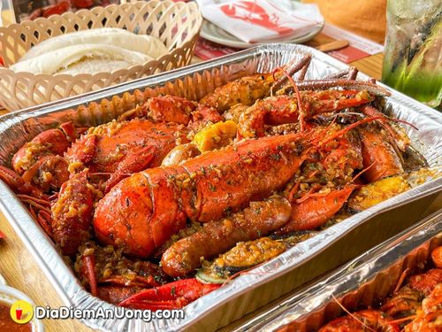chấm mút đã tay khay hải sản sốt cajun của nhà lobster bay, món ẩm thực âu mỹ chưa bao giờ hết hot