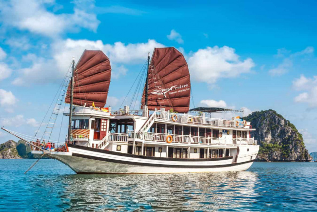 visiting halong bay in january - what you should know